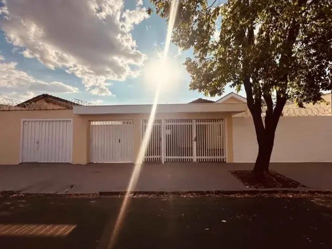 Vendo Casa em Solon Borges