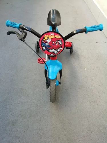 Bicicleta aro 10 spider 