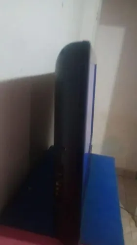Vende-se tv 32 polegadas com Smartbox por 350 reais