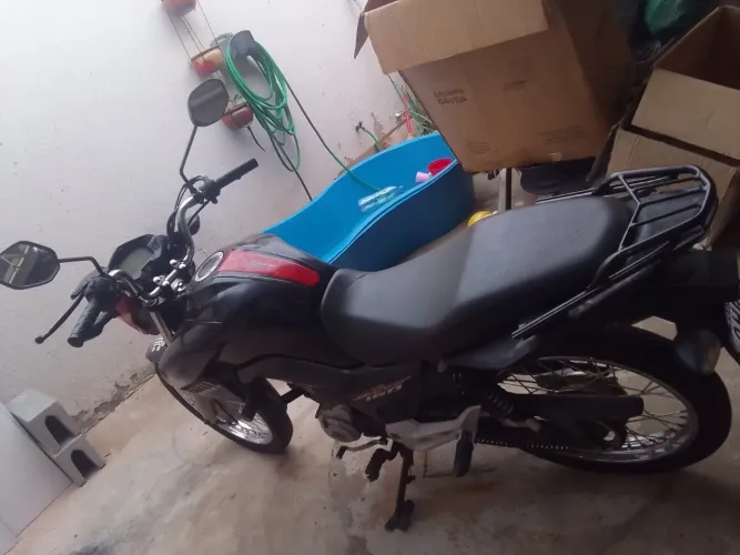 Ano2016 Fan start 160 cilindrada  Em dias, só pegar e andar   Valor  $ 11.500