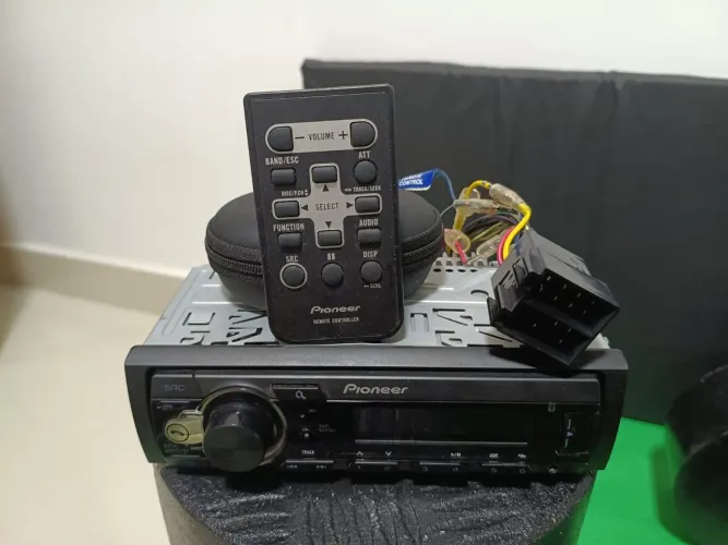 Pioneer Bluetooth e USB 