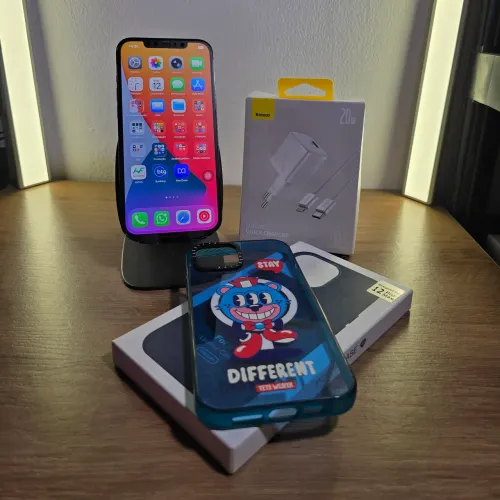 iPhone 12 Pro Max 256GB + Capas + Carregador lacrado