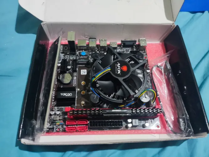 Kit i5 6500 + placa h110 + 8gb ddr4 Corsair vengeance + cooler