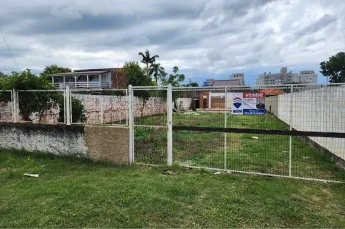 Terreno-Lote Residencial com 5 Dormitorio(s) localizado(a) no bairro Fátima em Canoas / Re