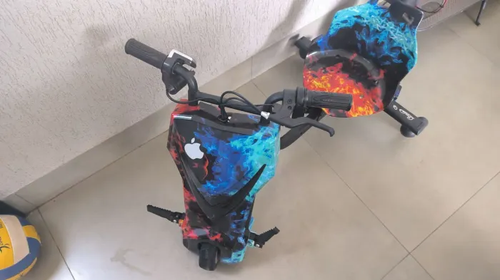 Triciclo Elétrico Drift - Pouco Uso - Bateria Segurando Carga Muito Bem