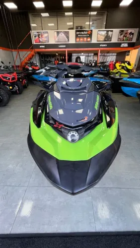 JET SKI SEA DOO RXT 300 HP ANO 2020