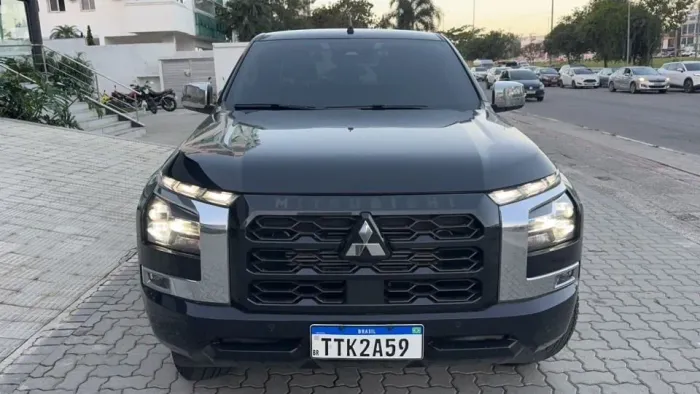 Mitsubishi TRITON HPE-S 2.4 CD 4X4 TB Diesel Aut. 2026