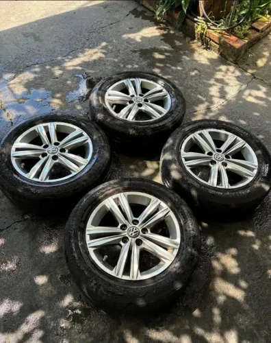 Rodas aro 15' Polo Comfortline 2022