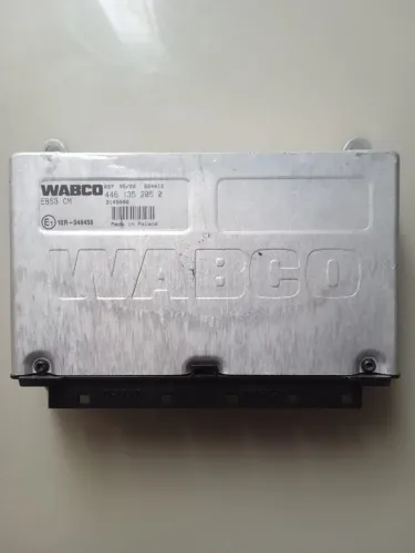 Módulo ECU EBS3 da marca WABCO 
