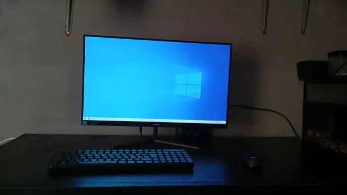 Computador All-in-One 24p *novo*