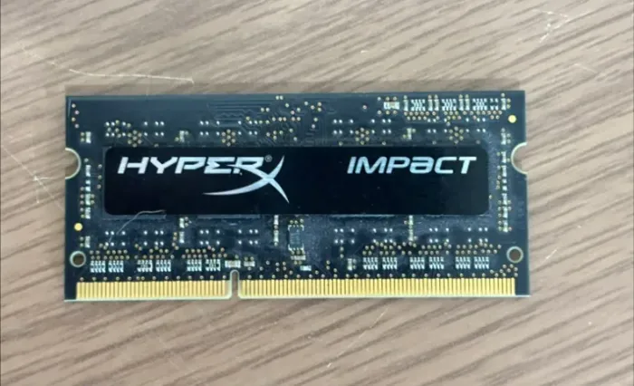 Memoria ddr3l de 4gb PC1600 de notebook
