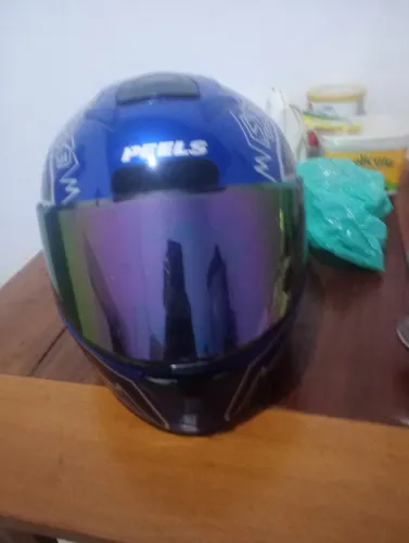 Capacete de 500 por 200