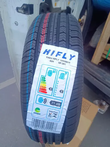 Pneus aro 14 novo 185/60/14 marca hifri 235,00 a vista dinheiro ou pix.