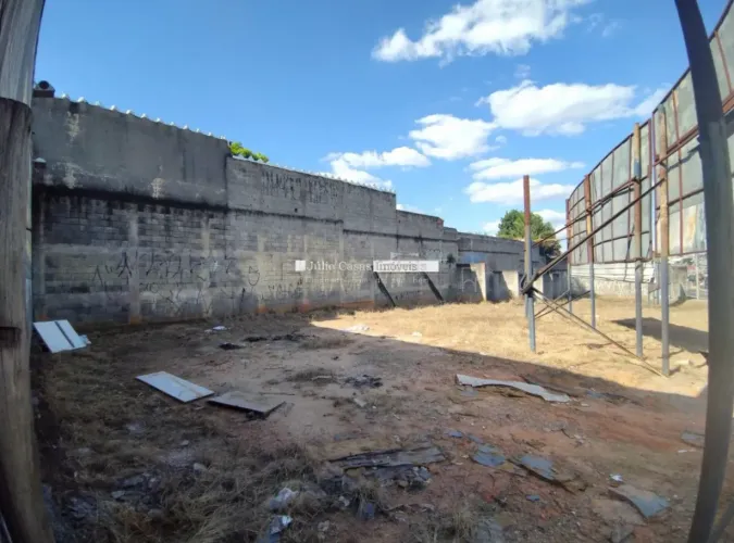 Terreno para alugar com 1.000,00m no Wanel Ville - Sorocaba