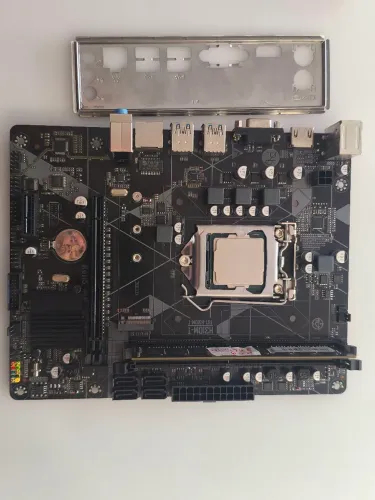 Kit i3-9100 + TGT H310m + Espelho + 4GB DDR4
