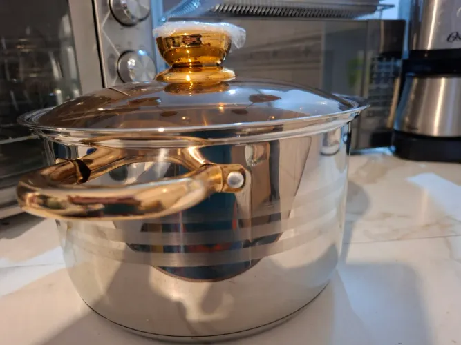 Casserole with lid 24x14.5 cm. 6.6 L