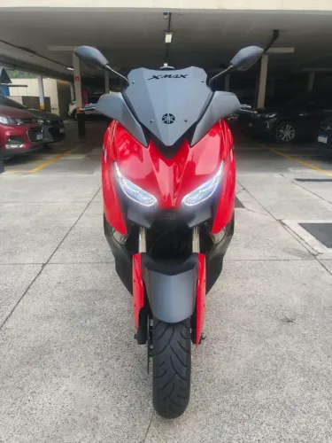 Yamaha XMAX 250cc 2023 Vermelha - Impecável / Pronta para Rodar