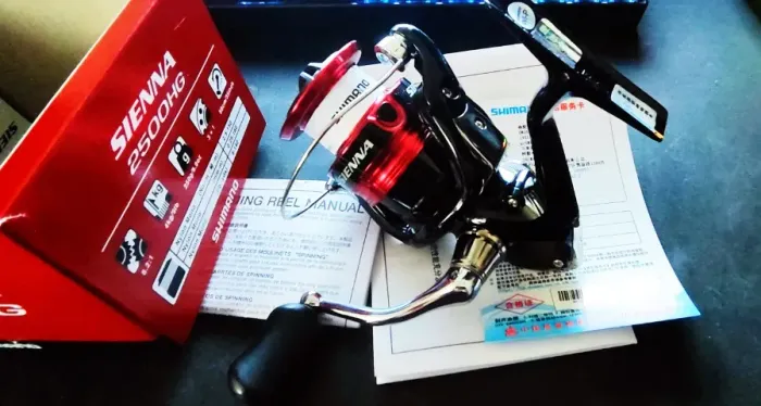 Molinete Shimano Sienna 2500HG novo