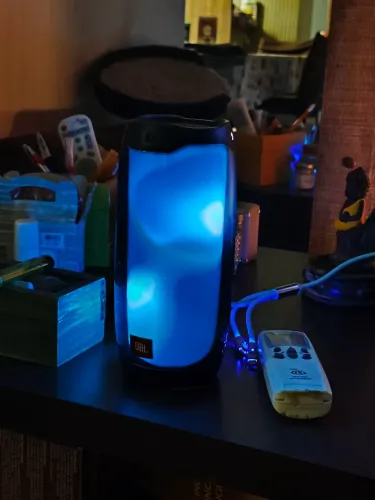 JBL pulse 4