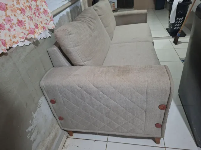 Sofá Rustico 3 lugares (barato pra sair logo)