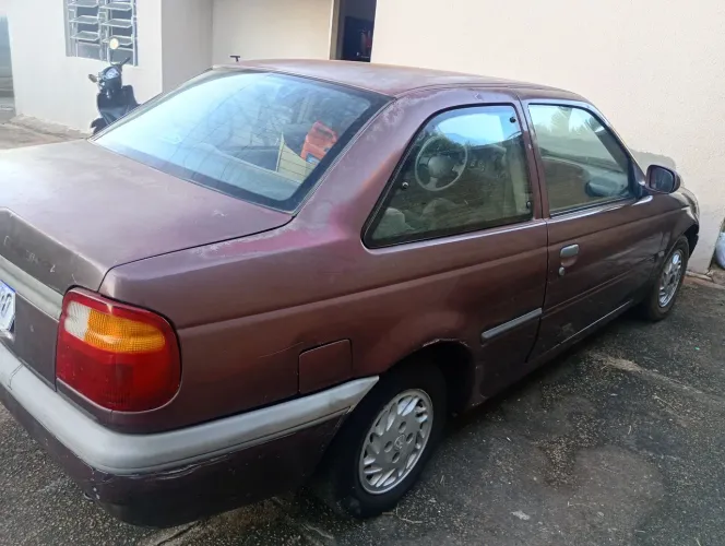 Volkswagen Logus Glsi / GLS 2000 1994