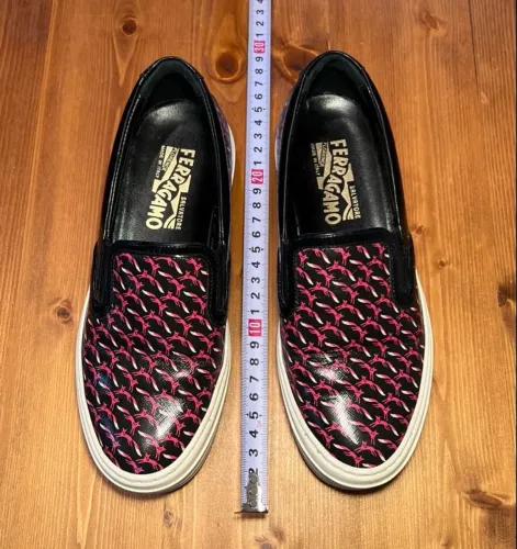 slip on salvatore ferragamo 100% genuíno com nf de compra do japão