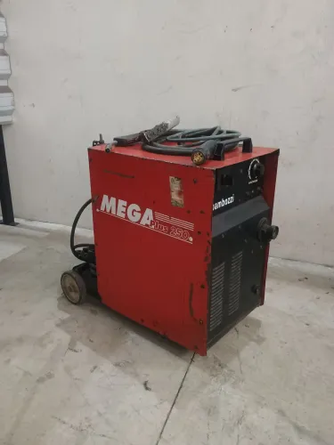 Máquina de solda mig