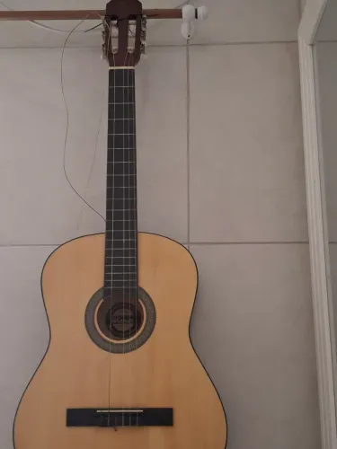 Violão Vinner-399 reais *