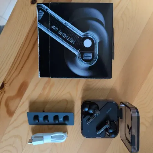 Fone Nothing Ear 2024 Preto com caixa