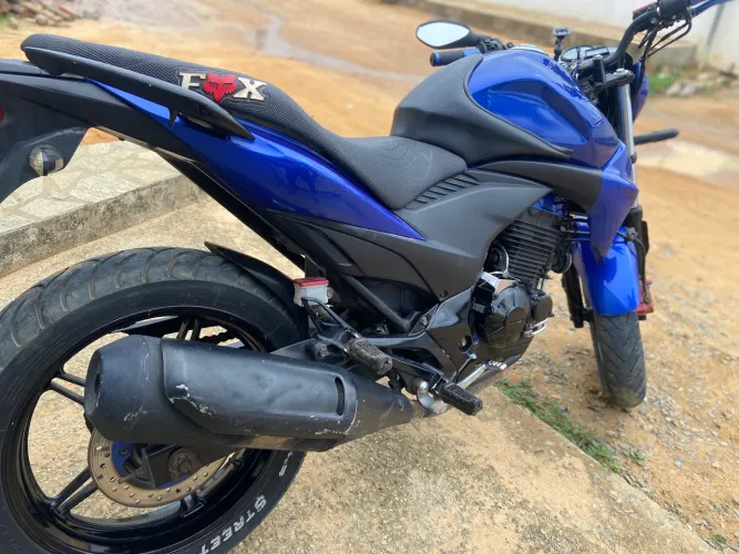 Cb300R azul