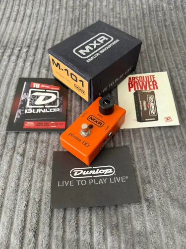 Pedal de efeito MXR Dunlop M-101 Phase90.