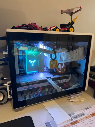 Gabinete Coolermaster NR200 Branco Lindo! Mini ATX Para setups compactos