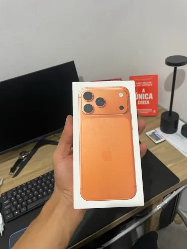 iPhone 17 Peo Max lacrado