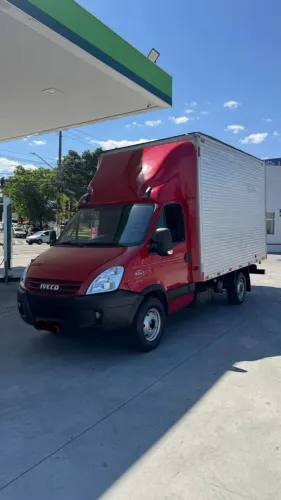 Iveco daily 35s14 baú 