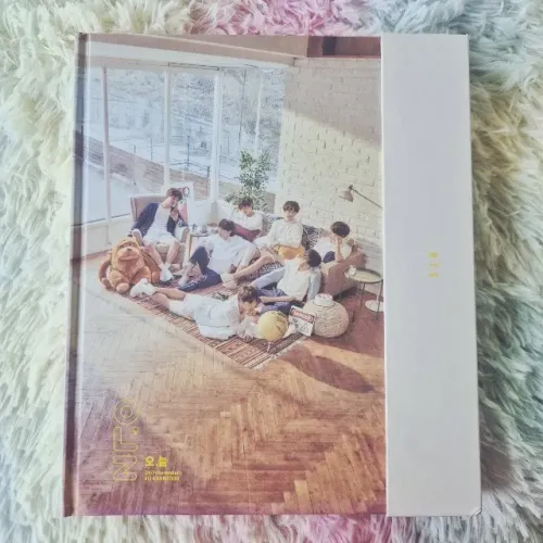 bts exhibition photobook oneul (raro)