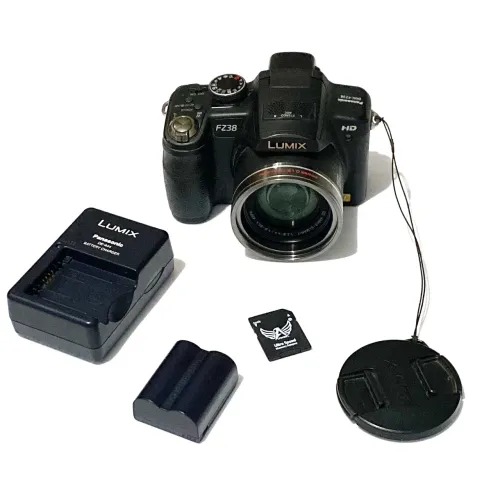 Lumix Panasonic FZ38