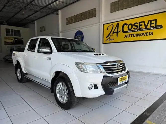Toyota Hilux CD SRV D4-d 4X4 3.0 TDI Diesel AUT 2015
