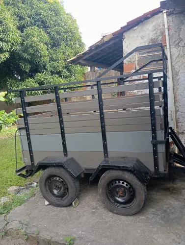 Carrocinha de 2 eixos 
