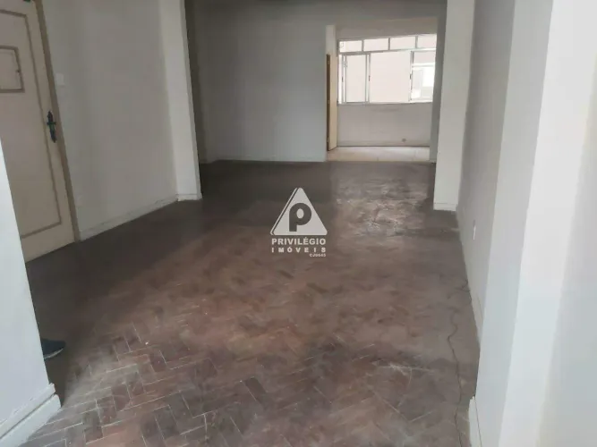 Apartamento à venda, 3 quartos, 1 suíte, 1 vaga, Copacabana - RIO DE JANEIRO/RJ