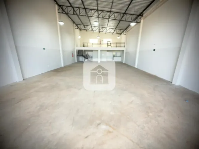 Galpão Comercial para venda no bairro Luizote de Freitas IV