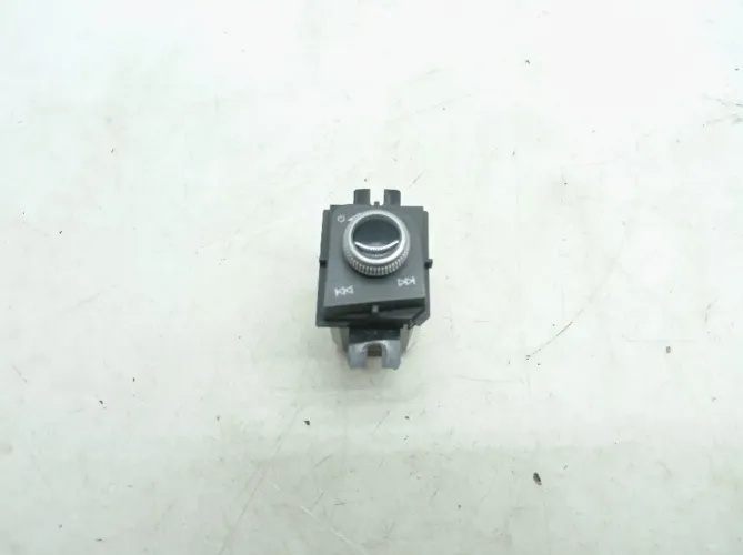 Comando ajuste volume AUDI A5 2.0 2018 8W1919616
