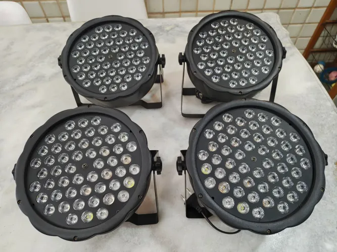 Canhão de Led 54 Leds RGBW
