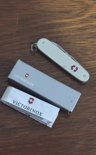 Victorinox cadet alox