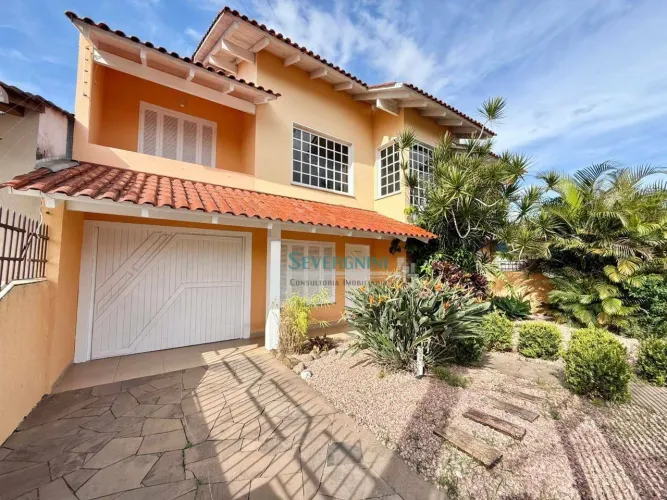 Sobrado com 3 dormitórios à venda, 243 m² por R$ 1.025.000 - Vila Imbui - Cachoeirinha/RS