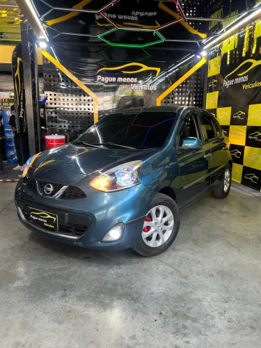 Nissan March SV 1.0 12V Flex 5P 2015