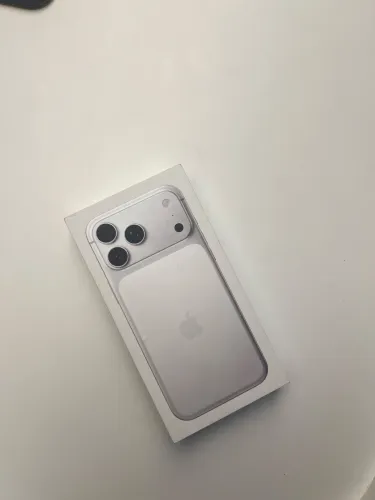 IPhone 17 Pro Max 256 Silver