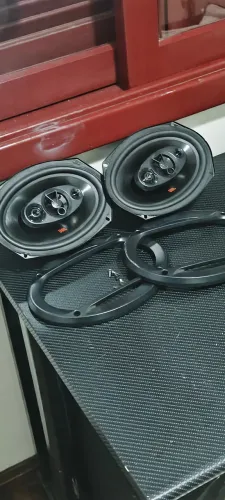 Kit par 6x9 JBL + Sub 12" Bomber com caixa