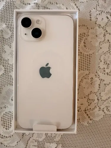 Vendo iPhone 14, starlight, 128GB em excelente estado, funcionando perfeitamente. 