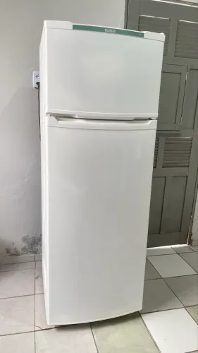 Geladeira Consul ? Entrego ? Aceito cartão