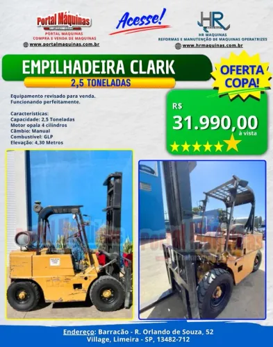 Empilhadeira Marca CLARK 2,5 Toneladas